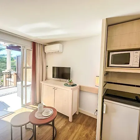 Village Cap Esterel - Le Belvedere-32 By Interhome